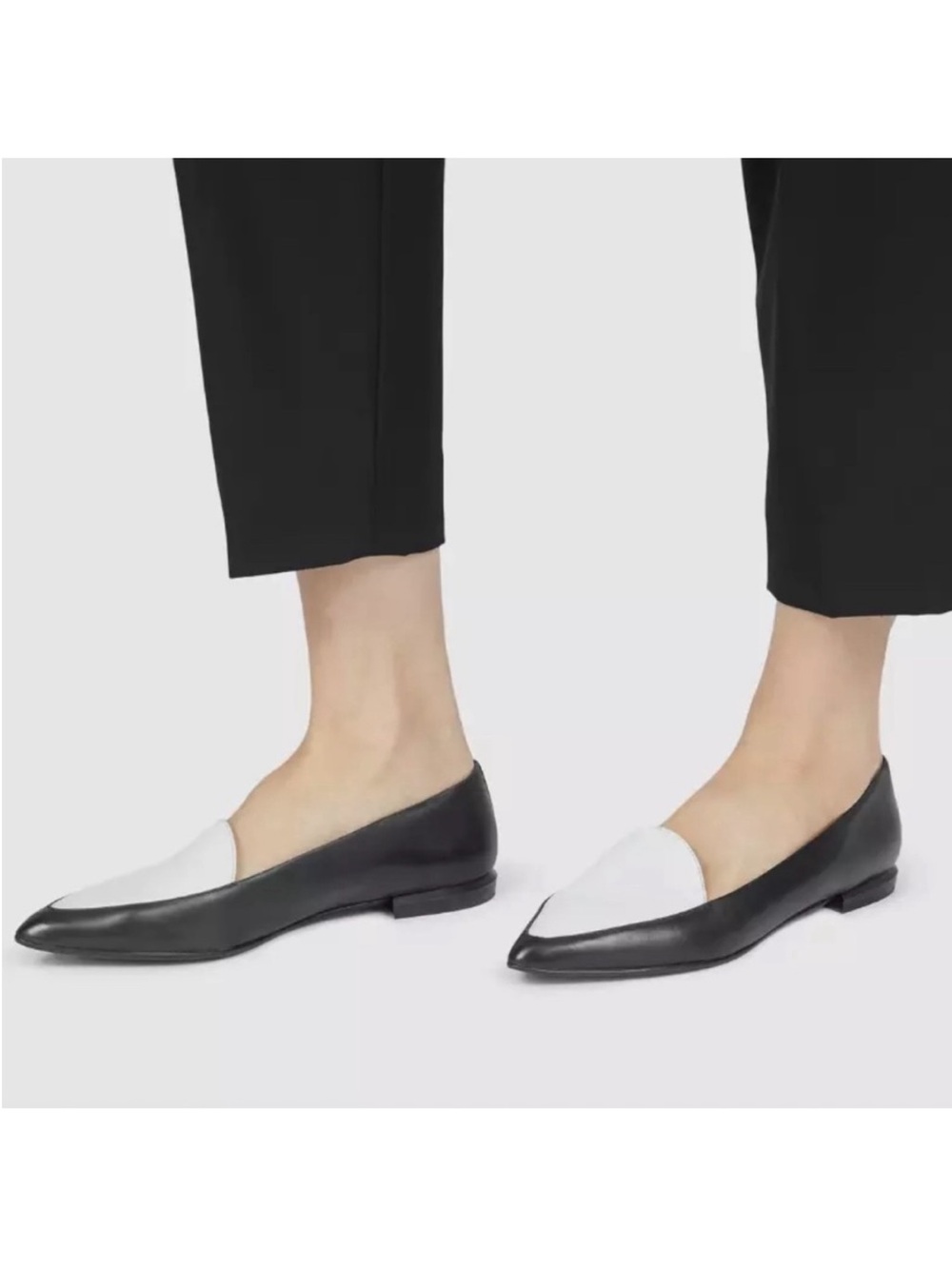 Everlane Made in Italy women’s Pointed toe Leather Loafers  Black and White 5